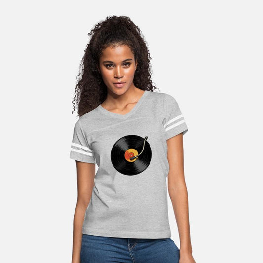 Vinyl Vibes – Retro Turntable & LP Record T-Shirt